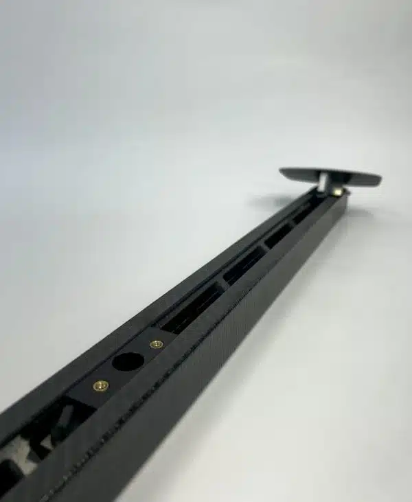 Studs securely hold pins in place on the updated carbon mast track for maximum reliability during Raceboard and Division II windsurfing.